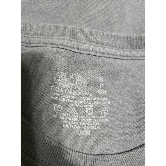 Fruit of the loom small men's gray basic tshirt - Picture 3 of 5